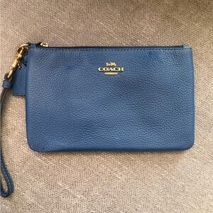 NWT COACH WRISTLET/WALLET